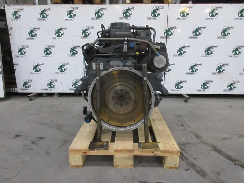 DAF 22452742/// 1715909//1706295 // PX-7 217 K2 DAF LF 290 - Engine for Truck: picture 4 DAF 22452742/// 1715909//1706295 // PX-7 217 K2 DAF LF 290 - Engine for Truck: picture 4