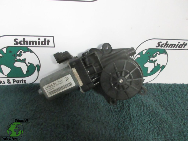 DAF LF 1714811 / 84561612 RAAMMOTOR LINKS EURO 6 2021 - Body and exterior for Truck: picture 1 DAF LF 1714811 / 84561612 RAAMMOTOR LINKS EURO 6 2021 - Body and exterior for Truck: picture 1