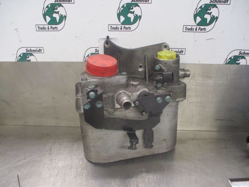 MAN 51.09540-3060 TGS TGX OLIEKOELER EURO 6 - Oil cooler for Truck: picture 2 MAN 51.09540-3060 TGS TGX OLIEKOELER EURO 6 - Oil cooler for Truck: picture 2