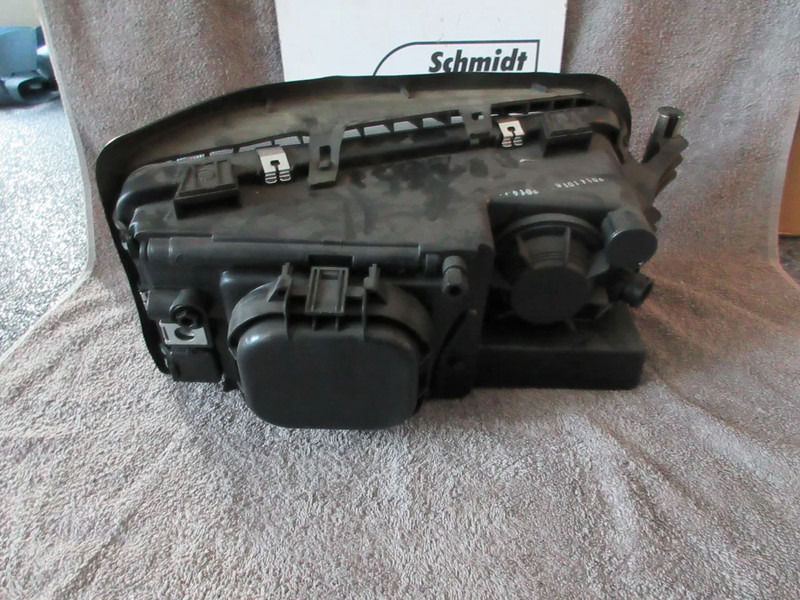 MAN 81.25101-6449//81.25101-6578 LINKS KOPLAMP MAN TGA TGL TGM NIEUWE !!!! - Headlight for Truck: picture 3 MAN 81.25101-6449//81.25101-6578 LINKS KOPLAMP MAN TGA TGL TGM NIEUWE !!!! - Headlight for Truck: picture 3