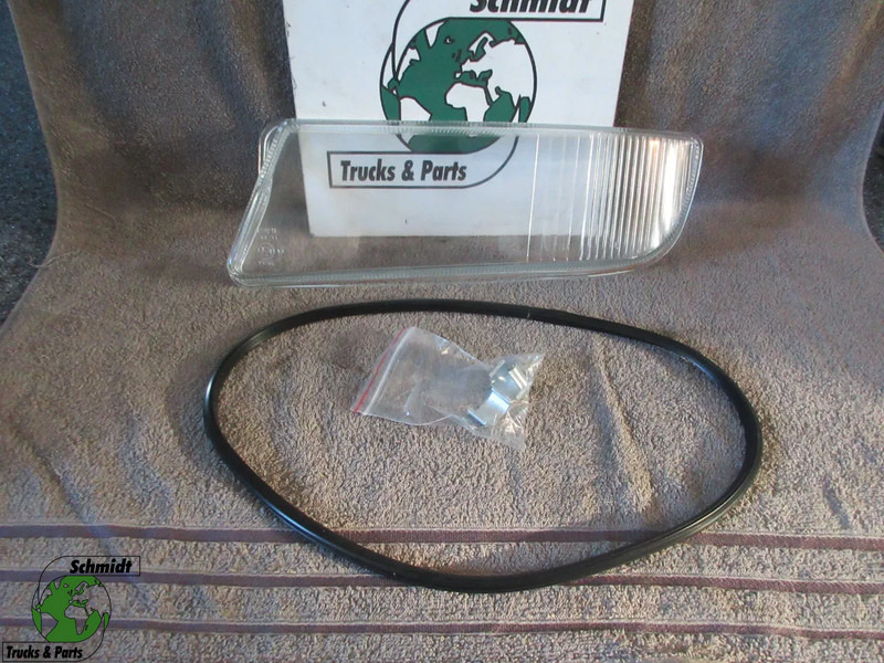 MAN 81.25110-0085 MISTLAMP GLAS MAN TGX TGS EURO 6 - Fog light for Truck: picture 1 MAN 81.25110-0085 MISTLAMP GLAS MAN TGX TGS EURO 6 - Fog light for Truck: picture 1
