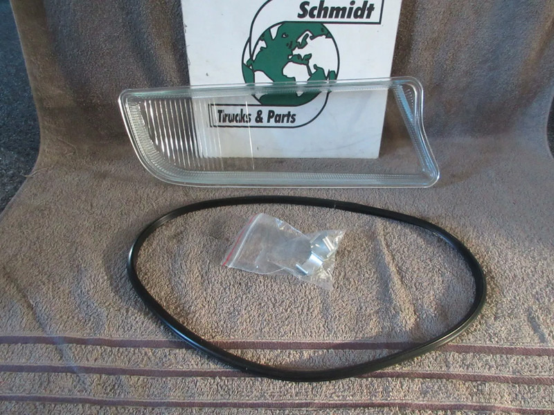 MAN 81.25110-0085 MISTLAMP GLAS MAN TGX TGS EURO 6 - Fog light for Truck: picture 2 MAN 81.25110-0085 MISTLAMP GLAS MAN TGX TGS EURO 6 - Fog light for Truck: picture 2
