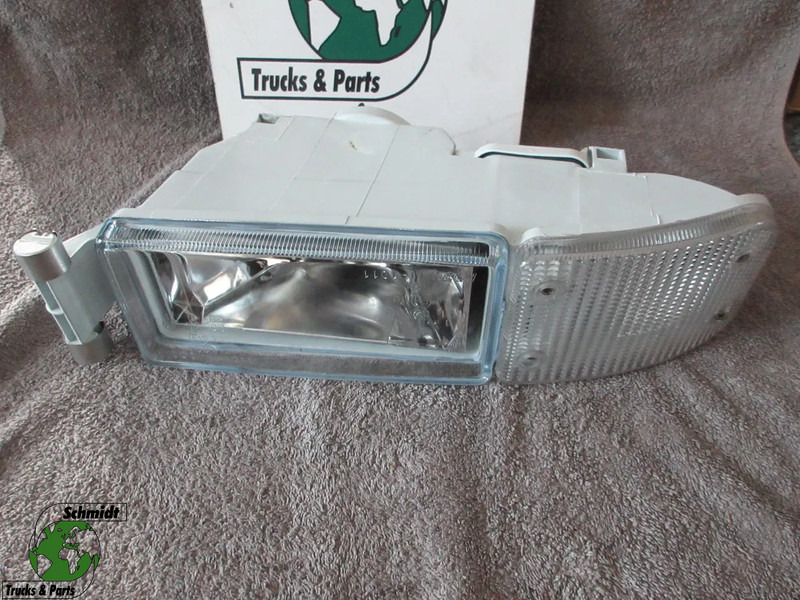MAN 81.25320-6111/6091//81.25320-6112//6092 MISTLAMP R+L NIEUWE & GEBRUIKT EURO 3 - Fog light for Truck: picture 1 MAN 81.25320-6111/6091//81.25320-6112//6092 MISTLAMP R+L NIEUWE & GEBRUIKT EURO 3 - Fog light for Truck: picture 1