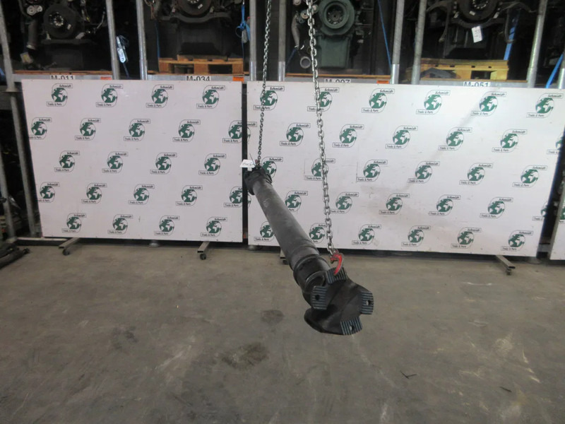 MAN 81.39143-6172 // 81.39126-6038 AANDRIJFAS MAN 18.520 EURO 6 MODEL 2024 - Drive shaft for Truck: picture 2 MAN 81.39143-6172 // 81.39126-6038 AANDRIJFAS MAN 18.520 EURO 6 MODEL 2024 - Drive shaft for Truck: picture 2
