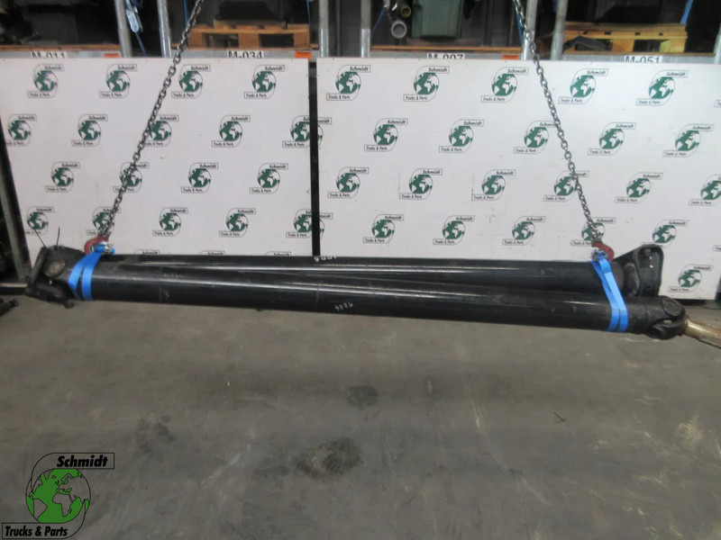 MAN 81.39382-6199 // 81.39332-6214 MAN 18.250 TGM EURO 6 MODEL 2018 - Drive shaft for Truck: picture 1 MAN 81.39382-6199 // 81.39332-6214 MAN 18.250 TGM EURO 6 MODEL 2018 - Drive shaft for Truck: picture 1