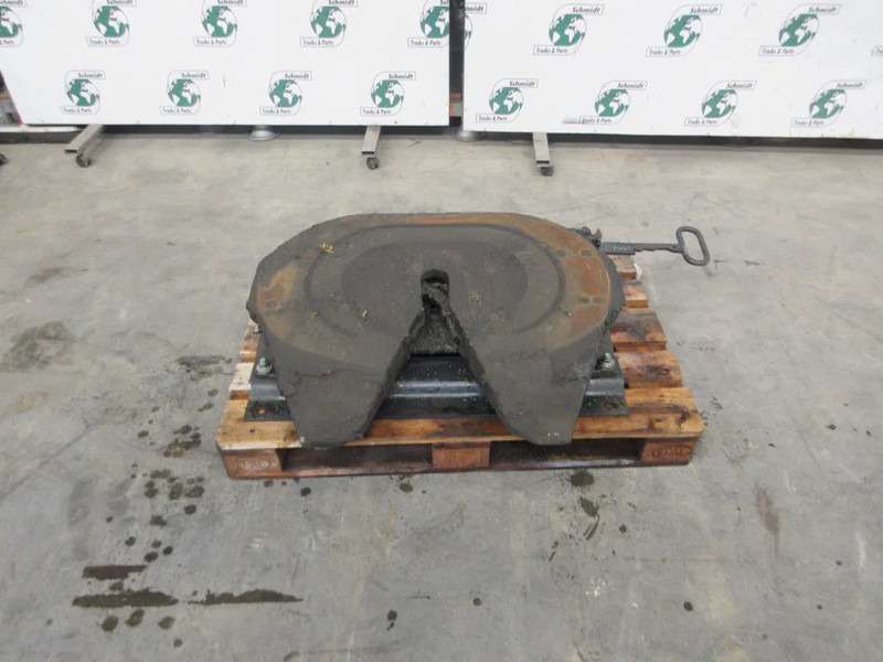 MAN 81.42710-6302 // JSK 37C-150-1Z9 // 81.42715-0037 81.42710-6302 // JSK 37C-150-1Z9 // 81.42715-0037 MAN 18.430 TGS 2023 - Fifth wheel coupling for Truck: picture 5 MAN 81.42710-6302 // JSK 37C-150-1Z9 // 81.42715-0037 81.42710-6302 // JSK 37C-150-1Z9 // 81.42715-0037 MAN 18.430 TGS 2023 - Fifth wheel coupling for Truck: picture 5