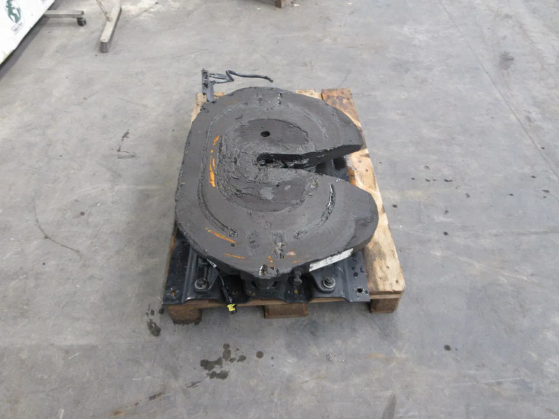 MAN 81.42710-6308 // 42KO-150-Z9 // 81.42715-0037 81.42710-6308 // 42KO-150-Z9 // 81.42715-0037 MAN 18.520 TGX MODEL 2024 - Fifth wheel coupling for Truck: picture 3 MAN 81.42710-6308 // 42KO-150-Z9 // 81.42715-0037 81.42710-6308 // 42KO-150-Z9 // 81.42715-0037 MAN 18.520 TGX MODEL 2024 - Fifth wheel coupling for Truck: picture 3