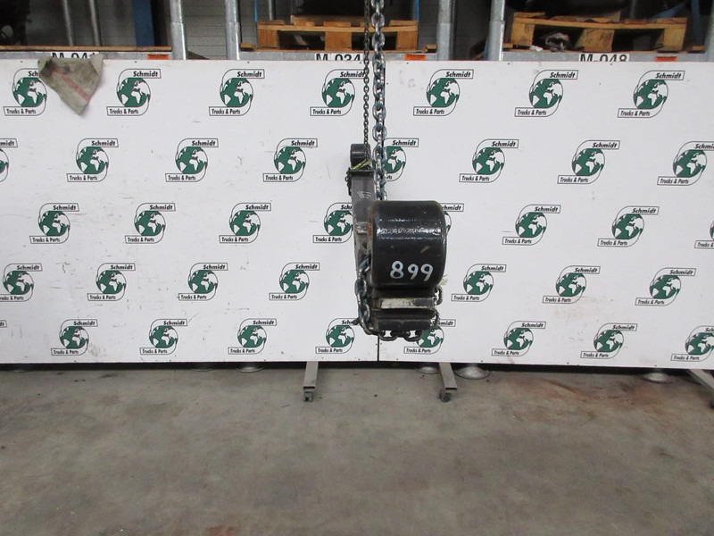 MAN 81.43402-6331/81.43402-6339/81.43402-6338/3'BLADS - Steel suspension for Truck: picture 2 MAN 81.43402-6331/81.43402-6339/81.43402-6338/3'BLADS - Steel suspension for Truck: picture 2