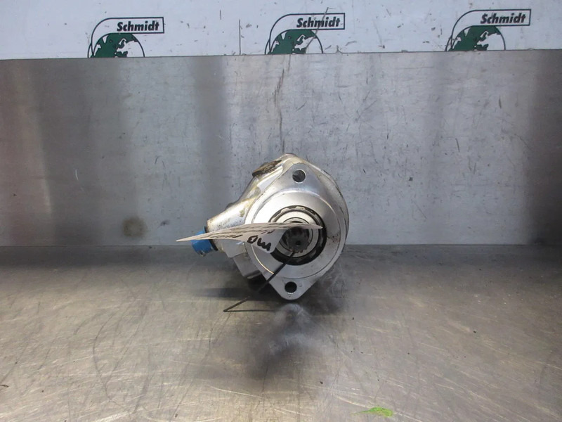 Mercedes-Benz A 003 460 40 80 // 61 80 // A 960 460 15 80 BENZ 1845 MP 5 EURO 6 - Steering pump for Truck: picture 3 Mercedes-Benz A 003 460 40 80 // 61 80 // A 960 460 15 80 BENZ 1845 MP 5 EURO 6 - Steering pump for Truck: picture 3