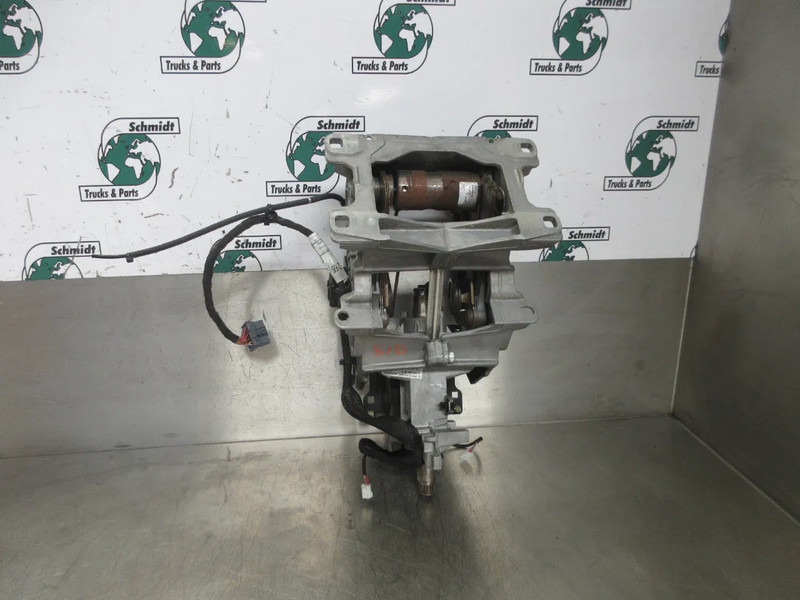 Mercedes-Benz A 960 460 08 16 STUURKOLOM MERCEDES BENZ EURO 6 - Steering column for Truck: picture 2 Mercedes-Benz A 960 460 08 16 STUURKOLOM MERCEDES BENZ EURO 6 - Steering column for Truck: picture 2