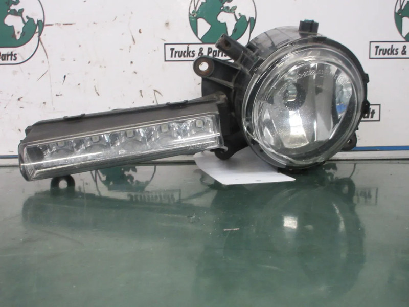 Mercedes-Benz A 960 820 30 56 // A 960 820 09 56 MISTLAMP MERCEDES BENZ 1845 EURO 6 - Electrical system for Truck: picture 5 Mercedes-Benz A 960 820 30 56 // A 960 820 09 56 MISTLAMP MERCEDES BENZ 1845 EURO 6 - Electrical system for Truck: picture 5