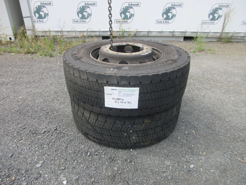 Michelin 315/70R22.5 // 2 X ACHTER BAND MET STAAL WIEL - Tire for Truck: picture 3 Michelin 315/70R22.5 // 2 X ACHTER BAND MET STAAL WIEL - Tire for Truck: picture 3