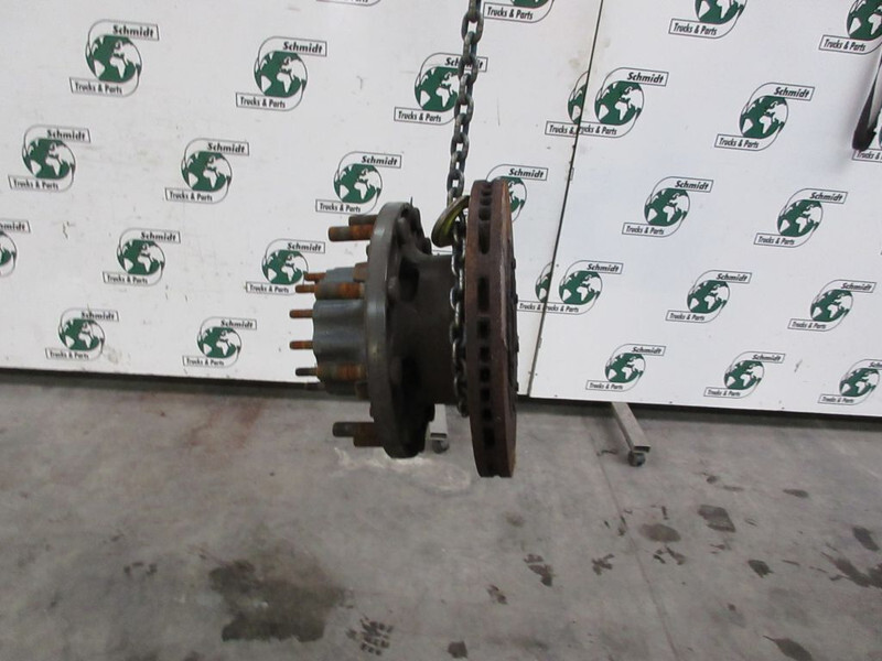 Renault 7421892566 WIELNAAF ACHTERAS T 460 EURO 6 R+L - Wheel hub for Truck: picture 3 Renault 7421892566 WIELNAAF ACHTERAS T 460 EURO 6 R+L - Wheel hub for Truck: picture 3