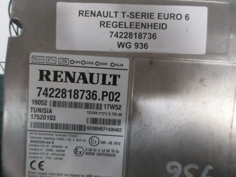 Renault 7422818736 REGELEENHEID GPS USB MODELEN RENAULT T 520 EURO 6 - Electrical system for Truck: picture 2 Renault 7422818736 REGELEENHEID GPS USB MODELEN RENAULT T 520 EURO 6 - Electrical system for Truck: picture 2