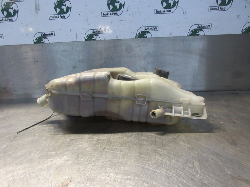Renault PREMIUM 7420828416 EXPANSIEVAT EURO 5 - Expansion tank for Truck: picture 3 Renault PREMIUM 7420828416 EXPANSIEVAT EURO 5 - Expansion tank for Truck: picture 3