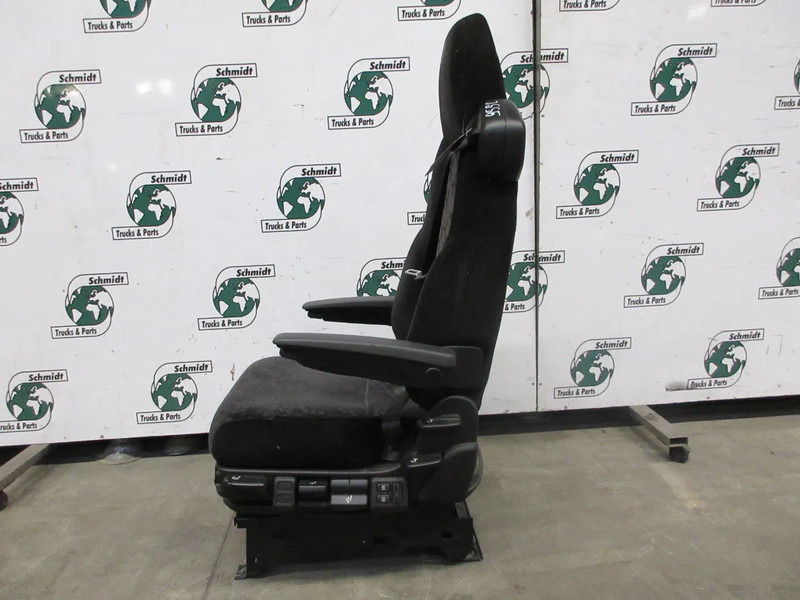 Scania 2601039 // 2499362 // 2474716 STOELEN SET S 450 NGS MODEL 2020 - Seat for Truck: picture 4 Scania 2601039 // 2499362 // 2474716 STOELEN SET S 450 NGS MODEL 2020 - Seat for Truck: picture 4