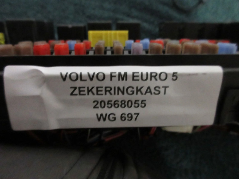 Volvo 20568055 ZEKERINGSKAST VOLVO FM 410 EURO 5 - Electrical system for Truck: picture 3 Volvo 20568055 ZEKERINGSKAST VOLVO FM 410 EURO 5 - Electrical system for Truck: picture 3