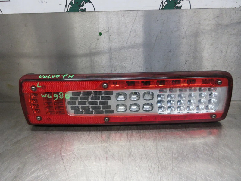 Volvo 84195505 ACHTERLAMP VOLVO FH500 LINKS EURO 6 MODEL 2020 - Tail light for Truck: picture 4 Volvo 84195505 ACHTERLAMP VOLVO FH500 LINKS EURO 6 MODEL 2020 - Tail light for Truck: picture 4