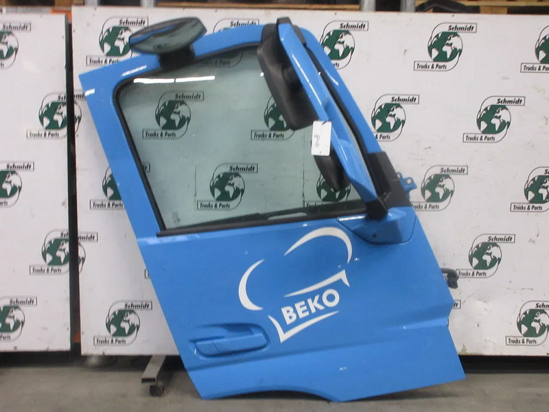 Volvo 84235902 DEUR RECHTS VOLVO FM 330 MODEL 2023 NIEUWE TYPE - Door and parts for Truck: picture 4 Volvo 84235902 DEUR RECHTS VOLVO FM 330 MODEL 2023 NIEUWE TYPE - Door and parts for Truck: picture 4