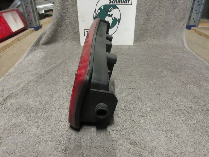 Volvo 84441766 VOLVO ACHTERLAMP LED LINKS EURO 6 MODEL 2020 - Tail light for Truck: picture 4 Volvo 84441766 VOLVO ACHTERLAMP LED LINKS EURO 6 MODEL 2020 - Tail light for Truck: picture 4