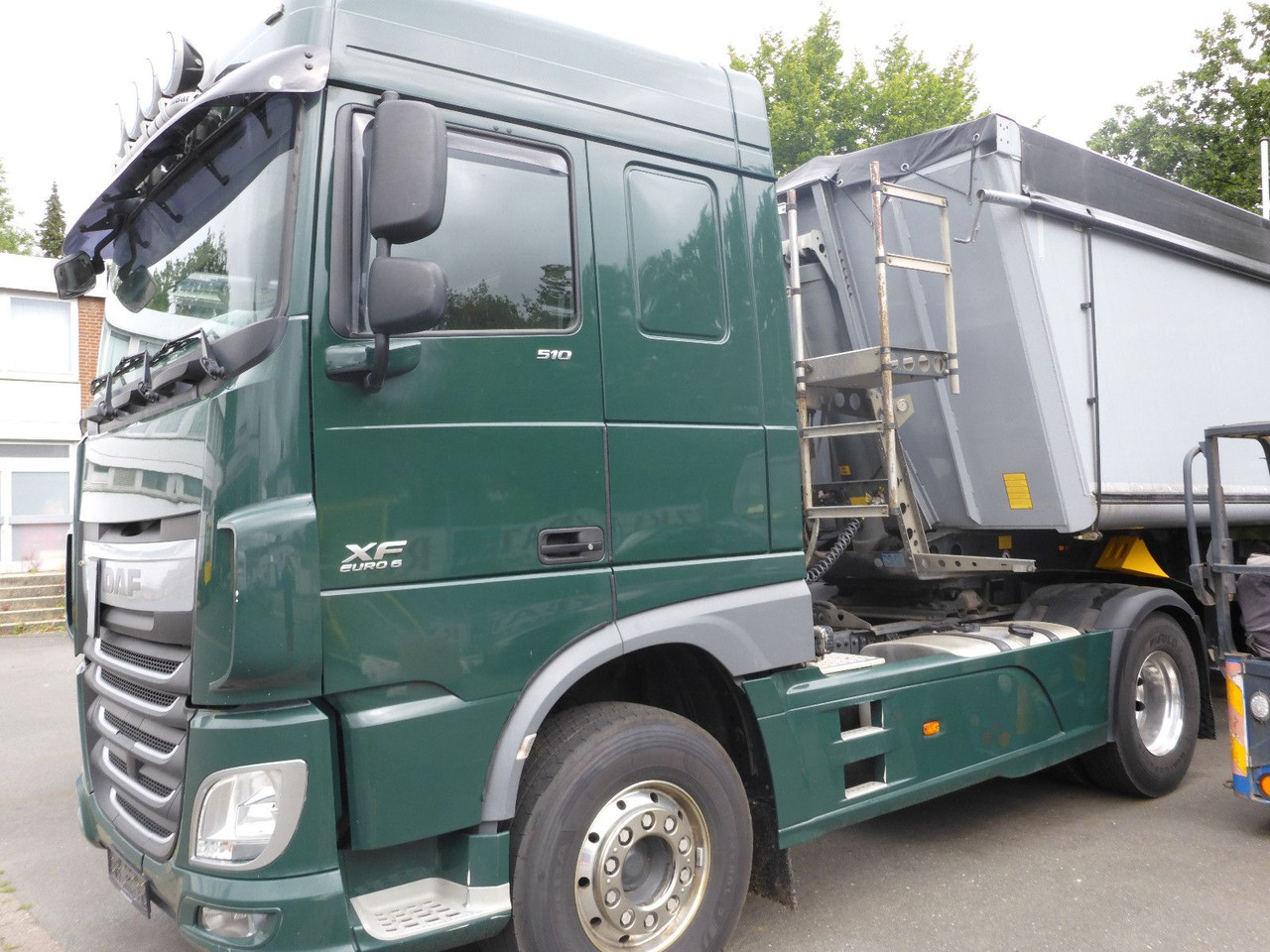 DAF 510 Top 1. Hd. + Kipphydraulik Alufelgen - Tractor unit: picture 1 DAF 510 Top 1. Hd. + Kipphydraulik Alufelgen - Tractor unit: picture 1