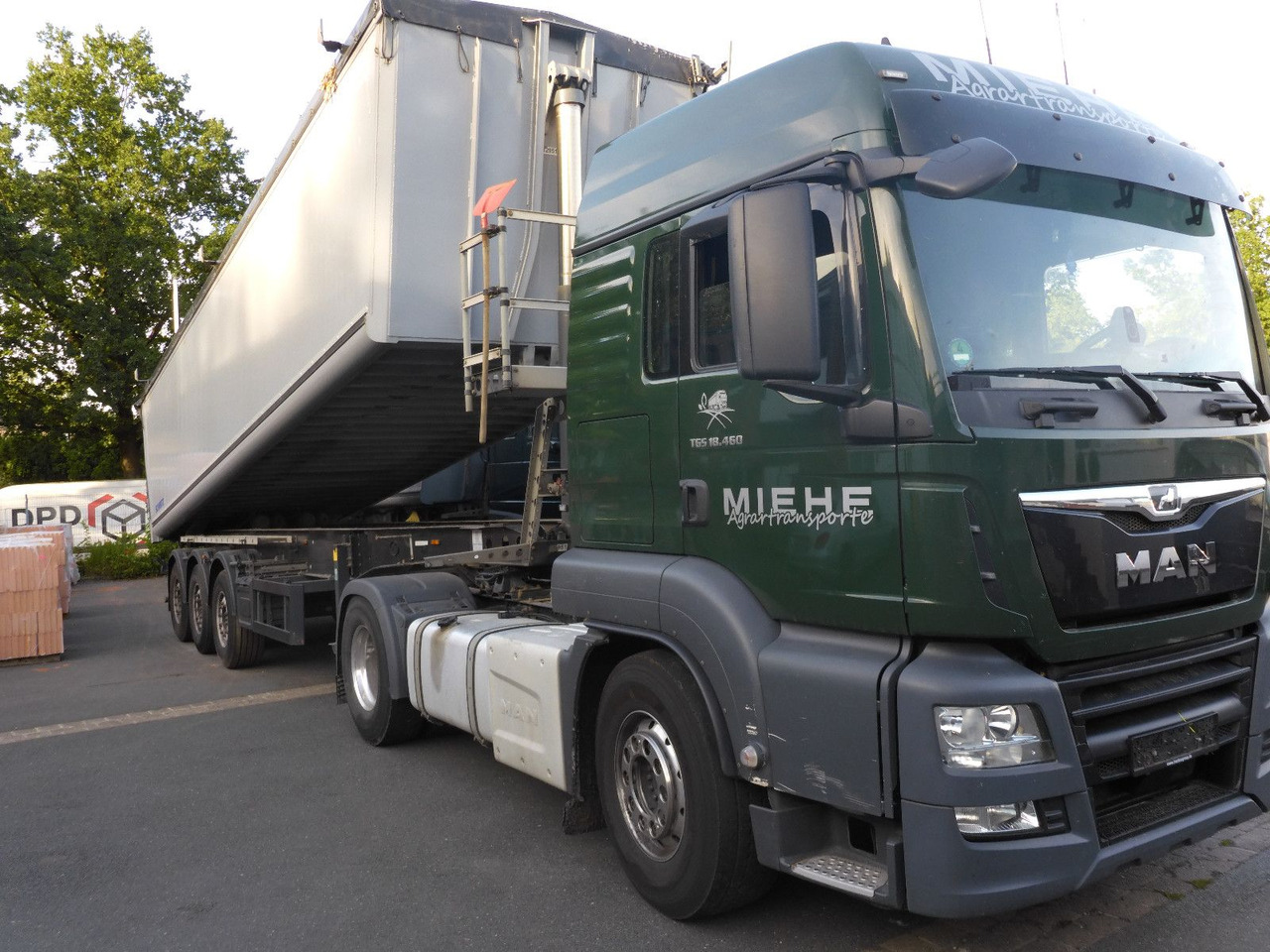 MAN 18.460 Top-Zustand + 1. Hd.+ Kipphydraulik - Tractor unit: picture 4 MAN 18.460 Top-Zustand + 1. Hd.+ Kipphydraulik - Tractor unit: picture 4