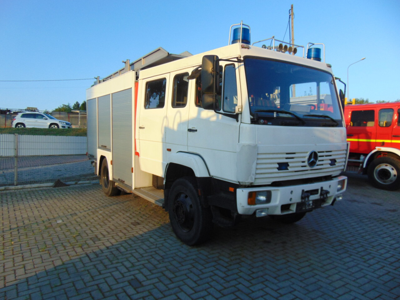 MERCEDES-BENZ 1124AF 4x4 MAGIRUS - Fire truck: picture 2 MERCEDES-BENZ 1124AF 4x4 MAGIRUS - Fire truck: picture 2