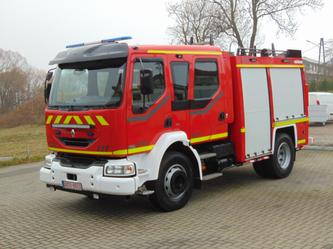 RENAULT Midlum 270dCi SIDES - Fire truck: picture 1 RENAULT Midlum 270dCi SIDES - Fire truck: picture 1