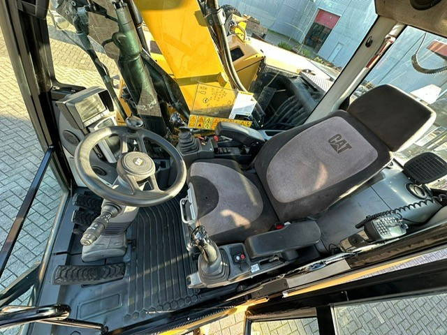Wheel excavator Caterpillar M314F: picture 6