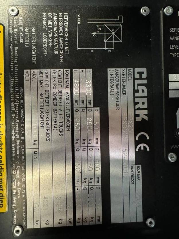 Clark EPX25i - Forklift: picture 5 Clark EPX25i - Forklift: picture 5