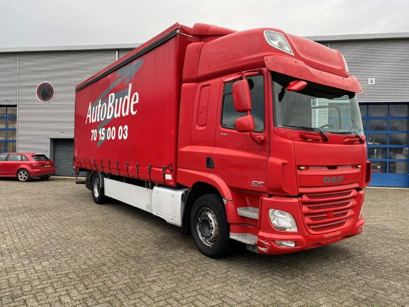 DAF CF400 / CURTAIN SAILS / BIG PLATFORM 2500 KG / DEB / NAVI / FULL-AIR / LWDS / ACC / AUTOMATIC / EURO-6 / 2015 - Box truck: picture 2 DAF CF400 / CURTAIN SAILS / BIG PLATFORM 2500 KG / DEB / NAVI / FULL-AIR / LWDS / ACC / AUTOMATIC / EURO-6 / 2015 - Box truck: picture 2