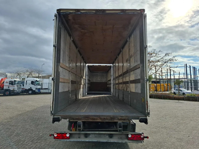 Renault T480 COMFORT / DOUBLE TANK / TIR LINE / TUV:30-03-2026 / THROUGH LOADING SYSTEM / LWDS / AUTOMATIC / EURO-6 / 2017 - Curtainsider truck: picture 5 Renault T480 COMFORT / DOUBLE TANK / TIR LINE / TUV:30-03-2026 / THROUGH LOADING SYSTEM / LWDS / AUTOMATIC / EURO-6 / 2017 - Curtainsider truck: picture 5
