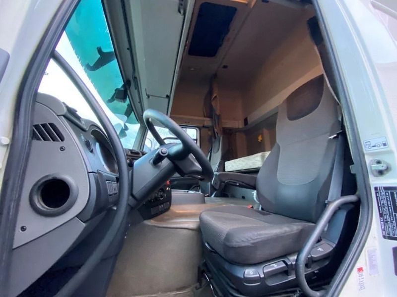 DAF CF460 / AUTOMATIC / PARK COOL / SPACE CAB / EURO-6 / 2017 on lease DAF CF460 / AUTOMATIC / PARK COOL / SPACE CAB / EURO-6 / 2017: picture 11 DAF CF460 / AUTOMATIC / PARK COOL / SPACE CAB / EURO-6 / 2017 on lease DAF CF460 / AUTOMATIC / PARK COOL / SPACE CAB / EURO-6 / 2017: picture 11