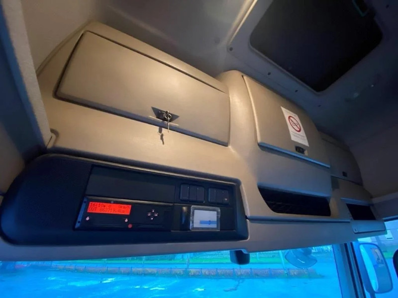 DAF CF460 / AUTOMATIC / PARK COOL / SPACE CAB / EURO-6 / 2017 on lease DAF CF460 / AUTOMATIC / PARK COOL / SPACE CAB / EURO-6 / 2017: picture 16 DAF CF460 / AUTOMATIC / PARK COOL / SPACE CAB / EURO-6 / 2017 on lease DAF CF460 / AUTOMATIC / PARK COOL / SPACE CAB / EURO-6 / 2017: picture 16