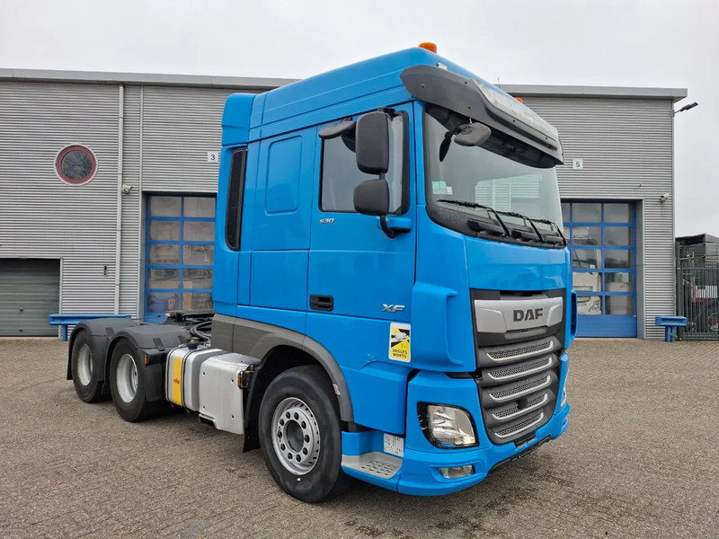 DAF XF106-530 / 6X4 / INTARDER / HYDRAULICS / ONLY:418213 KM / TUV:16-06-2026 / 44TON / LWDS / MANUAL / EURO-6 / 2018 - Tractor unit: picture 2 DAF XF106-530 / 6X4 / INTARDER / HYDRAULICS / ONLY:418213 KM / TUV:16-06-2026 / 44TON / LWDS / MANUAL / EURO-6 / 2018 - Tractor unit: picture 2