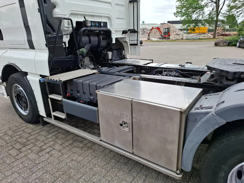 Tractor unit MAN TGX 18.440 / TUV:25-07-2025 / ONLY:299058 KM / NL TRUCK / NAVI / ACC / LWDS / FRIDGE / AUTOMATIC / EURO-6 / 2017: picture 8