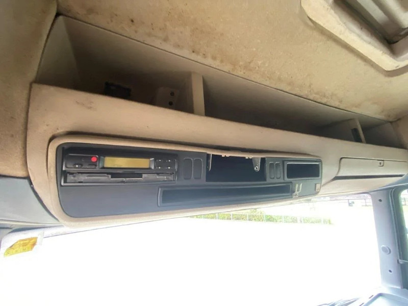 Tractor unit Scania R420 / RETARDER / HYDRAULICS / NO ADBLUE / MANUAL / EURO-3 / 2005: picture 20