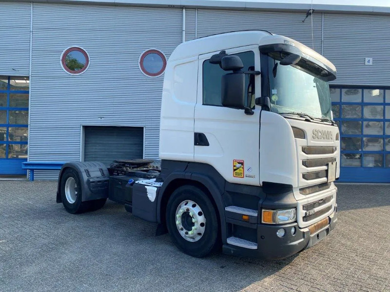 Scania R450 / RETARDER / ADR / ONLY-668494 / AUTOMATIC / EURO-6 / 2014 - Tractor unit: picture 2 Scania R450 / RETARDER / ADR / ONLY-668494 / AUTOMATIC / EURO-6 / 2014 - Tractor unit: picture 2