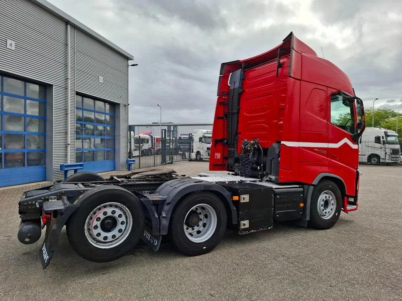 Volvo FH4-500 / VEB+ / ACC / LWDS / FULL-AIR / LIFT AXLE / 705064 KM / FRIDGE / AUTOMATIC / EURO-6 / 2018 - Tractor unit: picture 5 Volvo FH4-500 / VEB+ / ACC / LWDS / FULL-AIR / LIFT AXLE / 705064 KM / FRIDGE / AUTOMATIC / EURO-6 / 2018 - Tractor unit: picture 5