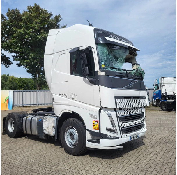 Volvo FH5-500 XL / ENGINE RUNNING / VEB+ / I-PARKCOOL / ONLY:349717 KM / I-SAVE / ACC / LWDS / SIDESKIRTS / AUTOMATIC / EURO-6 / 2023 - Tractor unit: picture 3 Volvo FH5-500 XL / ENGINE RUNNING / VEB+ / I-PARKCOOL / ONLY:349717 KM / I-SAVE / ACC / LWDS / SIDESKIRTS / AUTOMATIC / EURO-6 / 2023 - Tractor unit: picture 3