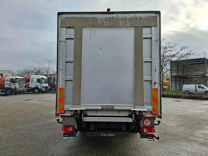 Volvo FL 240 / ONLY:340697 KM / BIG PLATFORM 2TON / TUV:29-01-2026 / LWDS / NAVI / SIDE DOOR / AUTOMATIC / EURO-6 / 2018 - Box truck: picture 5 Volvo FL 240 / ONLY:340697 KM / BIG PLATFORM 2TON / TUV:29-01-2026 / LWDS / NAVI / SIDE DOOR / AUTOMATIC / EURO-6 / 2018 - Box truck: picture 5