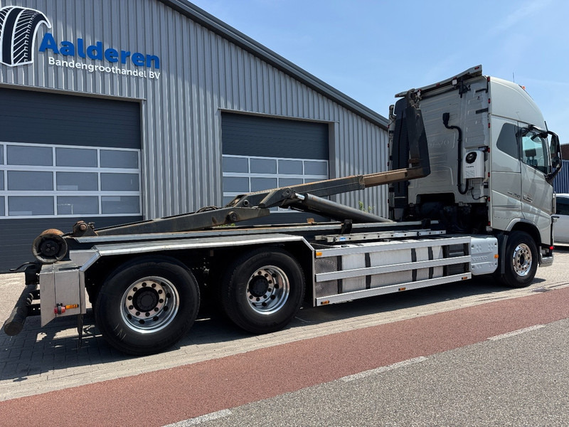Volvo FH16 750 6x2, VDL 21 Ton Haak New Volvo Engine 760.000 km - Hook lift truck: picture 3 Volvo FH16 750 6x2, VDL 21 Ton Haak New Volvo Engine 760.000 km - Hook lift truck: picture 3