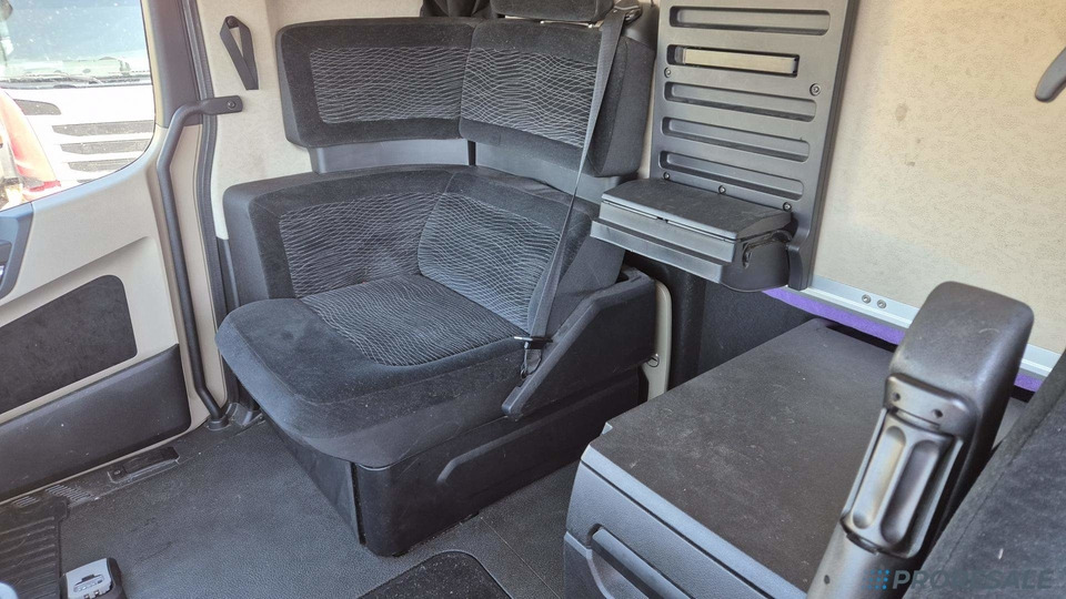 MERCEDES-BENZ ACTROS 1842 GIGA SPACE EURO 6 - Tractor unit: picture 5 MERCEDES-BENZ ACTROS 1842 GIGA SPACE EURO 6 - Tractor unit: picture 5