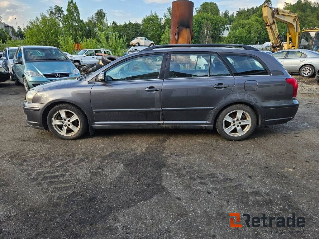 2008mod. TOYOTA AVENSIS 2,0 DIESEL - Car: picture 5 2008mod. TOYOTA AVENSIS 2,0 DIESEL - Car: picture 5