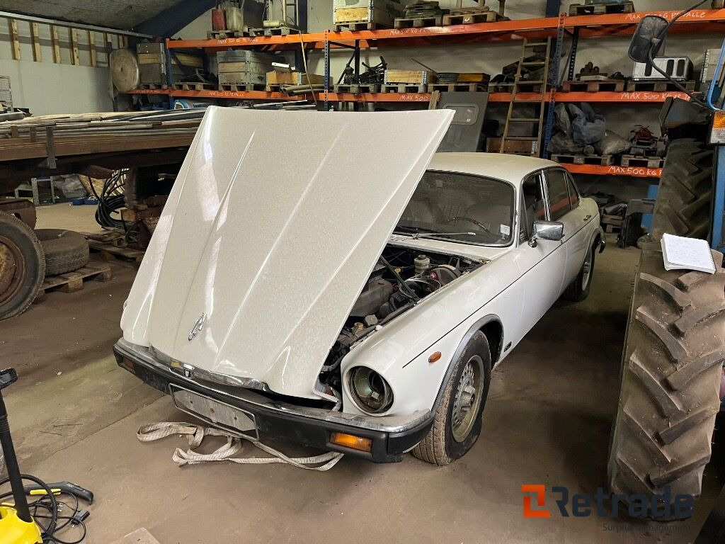 Car Bil Jaguar XJ 6 4,2 Oldtimer: picture 8 Car Bil Jaguar XJ 6 4,2 Oldtimer: picture 8