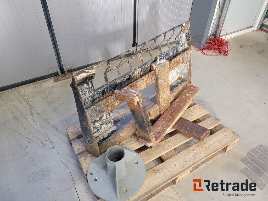 Gafflar med fäste till tex Bobcat - Forks: picture 2 Gafflar med fäste till tex Bobcat - Forks: picture 2