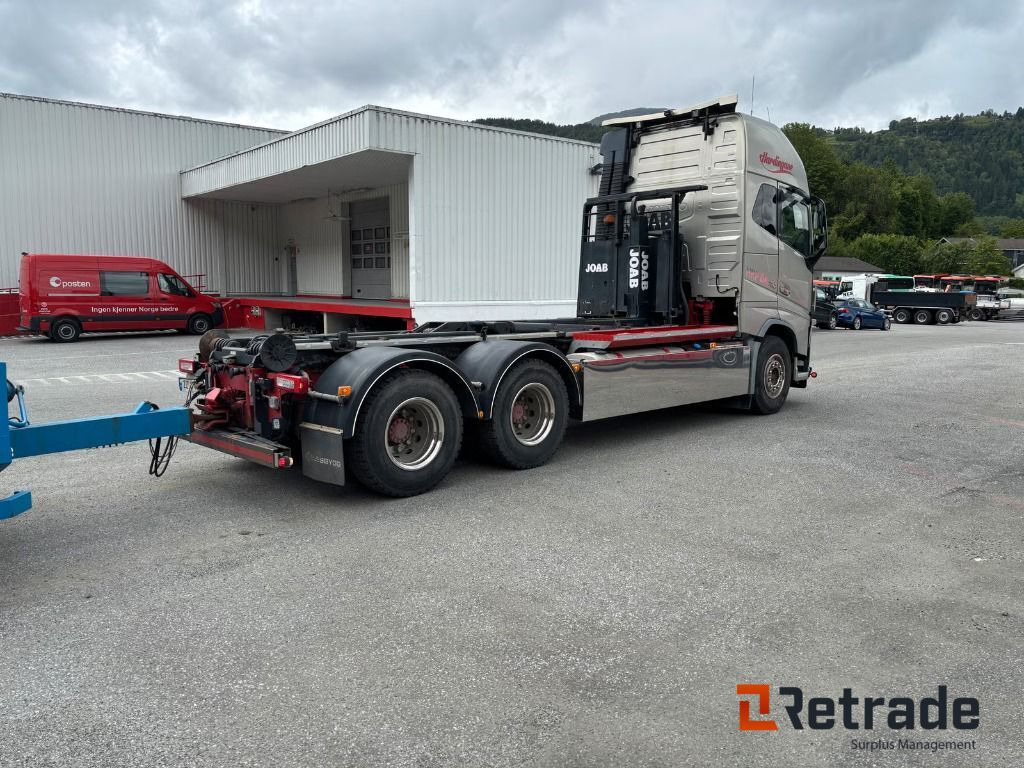 Lastebil VOLVO FH 16 750 - Hook lift truck: picture 4 Lastebil VOLVO FH 16 750 - Hook lift truck: picture 4