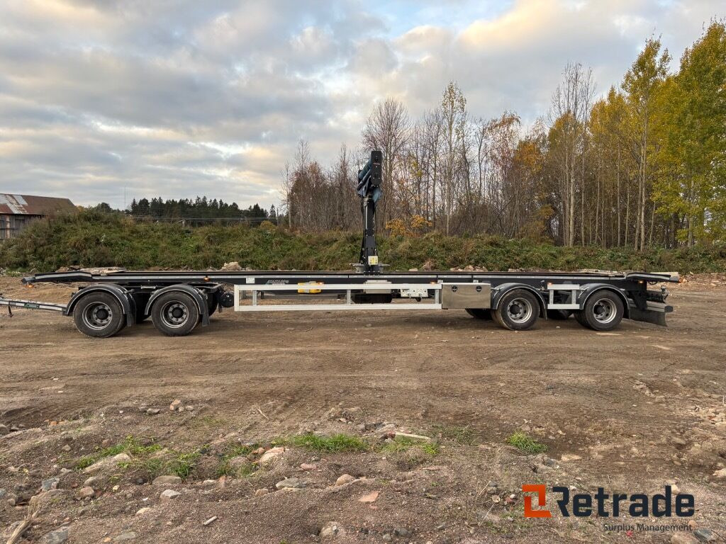 Lastväxlarvagn Hakarps 12-20 - 2024 38ton - Roll-off/ Skip trailer: picture 4 Lastväxlarvagn Hakarps 12-20 - 2024 38ton - Roll-off/ Skip trailer: picture 4