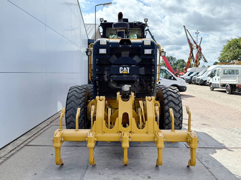 Cat 140M3 - Pushblock / Ripper / Joystick Controls - Grader: picture 3 Cat 140M3 - Pushblock / Ripper / Joystick Controls - Grader: picture 3