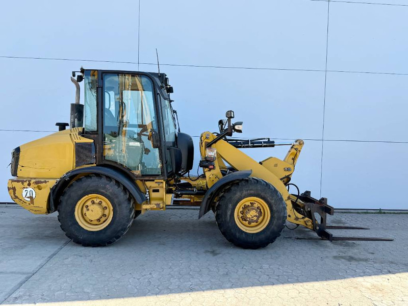 Wheel loader Cat 906H - Automatic Greasing / Quick Coupler: picture 6
